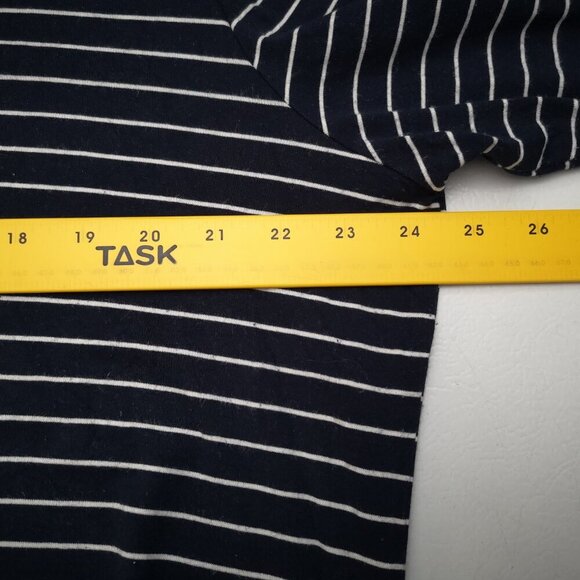 Laura Plus Ladies Size 1X Navy & White Striped V-neck 3/4 Sleeves Tunic Top - Picture 7 of 9